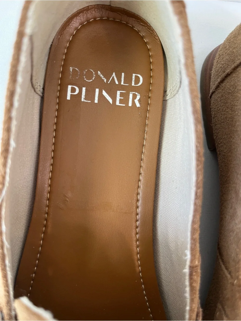 Donald Pliner Fabia Suede Tassel Bit Loafers Saddle Brown Womens Size 6.5